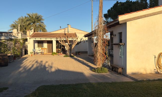 Semi - Detached Villa - Venta - Dolores - Dolores