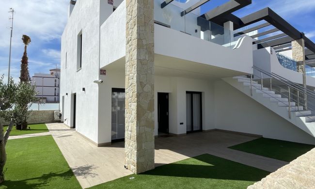 terraced - Nueva construcción  - Torrevieja - Torrevieja