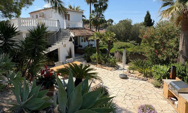 Villa - Resale - Moraira - San Jaime