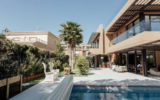 Clees & Vogel Featured on Channel 4’s A Place in the Sun