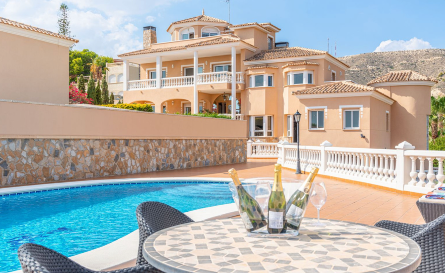 Coveta Fumà – A Hidden Gem on the North Costa Blanca